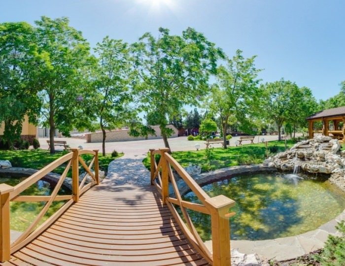 Внешний вид и территория - Курортный отель «Славянка»